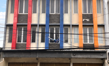 Dijual 2 Ruko Gandeng Boulevard 504m2 3LT Siap Pakai Strategis di Pluit