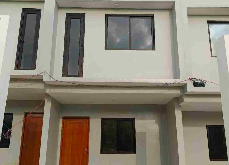 Botong Francisco Avenue, Village East 2, San Isidro, Angono, Rizal image 2