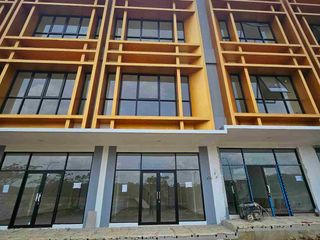 Disewakan Ruko Baru 7 Avenue