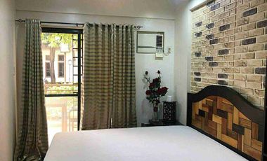 For Sale: DMCI Homes, 
Arista Place Parañaque