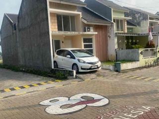 over kredit cluster asteria posisi hook