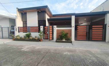 Modern design bungalow house in bf resort Las Piñas City