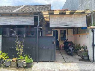 Lelang bulan Januari .. Dijual rumah Golden Berry Menganti Gresik