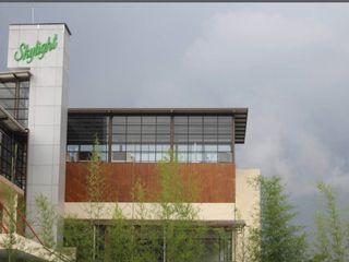 Gedung Galeri 3 Lantai di Citra Green Dago