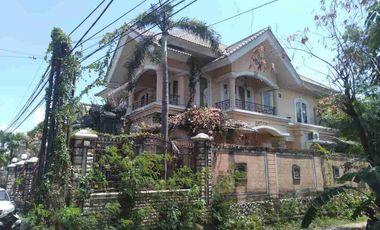 JUAL TANAH EXCLUSIVE BONUS RUMAH MEWAH JLN MOH YAMIN RENON DENPASAR BALI