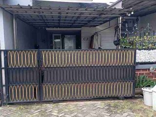 Di jual rumah dalam perumahan cluster Ciledug Tangerang kota