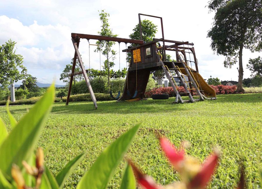 Riverbend, Malitlit, Santa Rosa, Laguna image 3