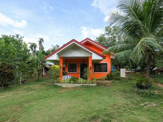 2 BEDROOM HOUSE NEAR THE BEACH