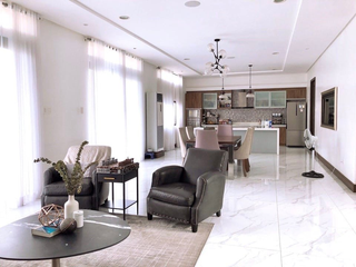 RARE CORNER FIND! Two-Storey Parkwood Greens Home with 4BR, Pool & 4-Car Garage