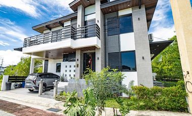 Solen Residences Sta. Rosa, Laguna House for Sale 6-Bedroom 6BR with Basement