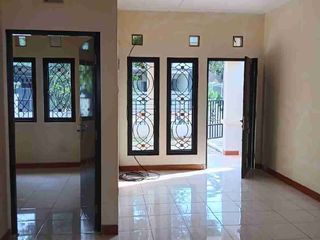 disewakan rumah siap huni dalam cluster di harapan indah