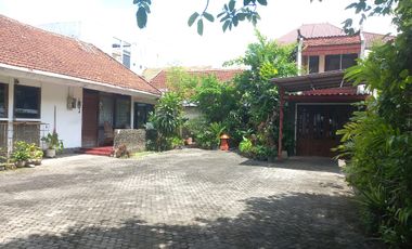 Dijual Rumah Lokasi Tengah Kota Bebas Banjir Di Jl. Erlangga Barat Semarang