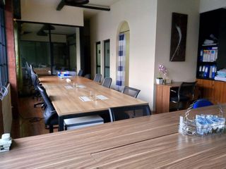 DIJUAL KANTOR DAN USAHA MBG LENGKAP YANG MASIH BEROPERASI DI JAKARTA SELATAN