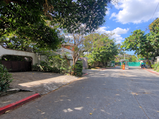 ‼934.86 sqm Massive Lot w/ Well Maintained 5BR House in Greenhills West Subdivision Near Greenhills Mall, La Salle Greenhills, & Viridian