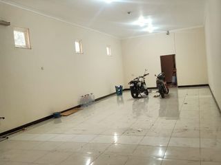 Turun Harga Murah Ruko 2 lantai bagus siap huni SHM di  Komplek Pasadena