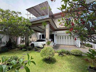Dijual Rumah Cantik Hook Nginden intan Barat