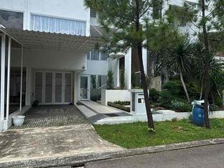 Jual Rumah Cluster Asera One East Harapan Indah Semi Furnish Incld Kitchen Set 5 KT Siap Huni