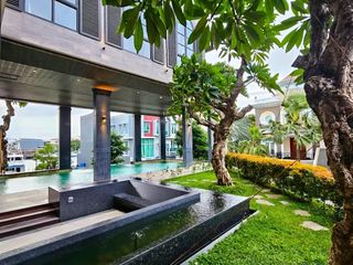 Dijual Rumah sultan super mewah Swimming pool Lift Rooftop Tanah Luas