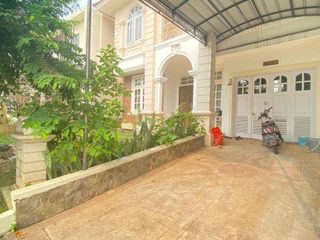 Jual dan Sewa Rumah Legenda Wisata Cibubur Rapih 5 KT Full Furnished Siap Huni