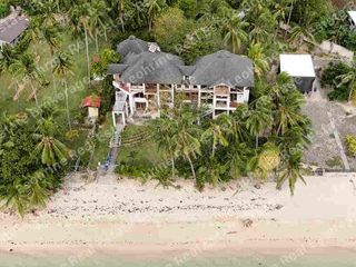 White Sand Beach Front Property in San Remegio for Sale