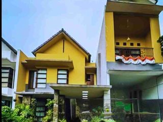 Murah !! Rumah 2 Lantai Elegan di Cilandak – LT 243 m², Lingkungan Tenang & Strategis