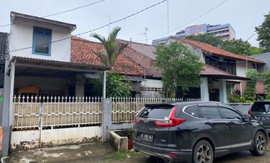 FOR SALE – Rumah Hitung Tanah Kebayoran Baru Dekat Wolter Monginsidi & Senopati