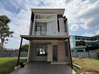 SIAPHUNI 2 Lantai Japanese Style di Pamulang – Tangerang Selatan