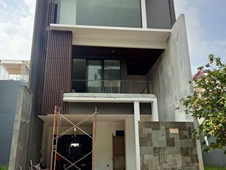RUMAH BARU MILENIAL 4 LANTAI PERMATA BUANA JAKARTA BARAT