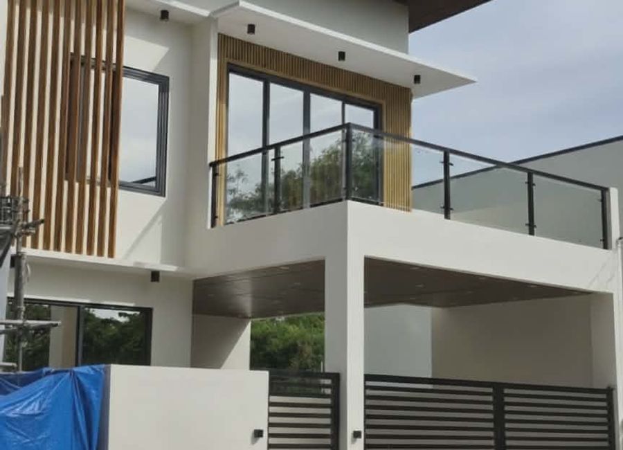 Villa Segovia, Santa Rosa, Laguna