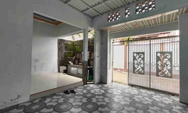 Dijual rumah di Colomadu Paulan