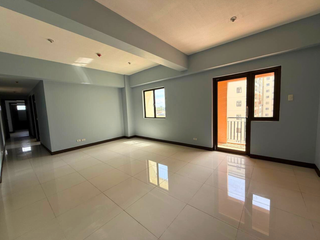 3 Bedroom Condo FOR SALE in Pinecrest Newport City across NAIA Terminal 3