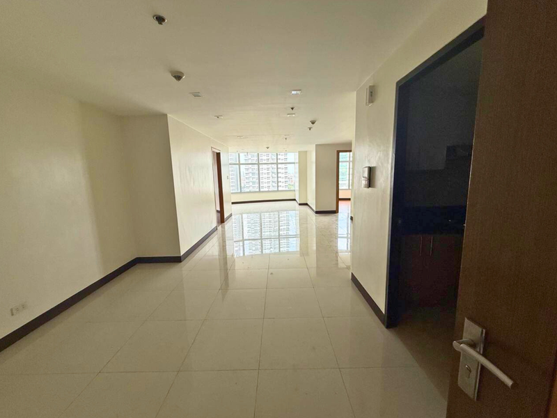 H23F+VQ Makati, Metro Manila, Philippines - Photo 2