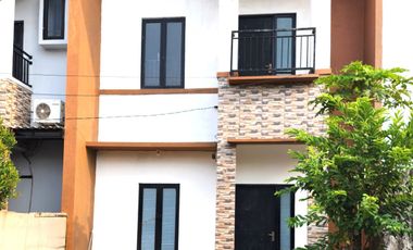 Rumah 725 Jt di Karawaci Tangerang 2 Lantai 3 Kamar Tidur - Kaisar Mansion Blok B1