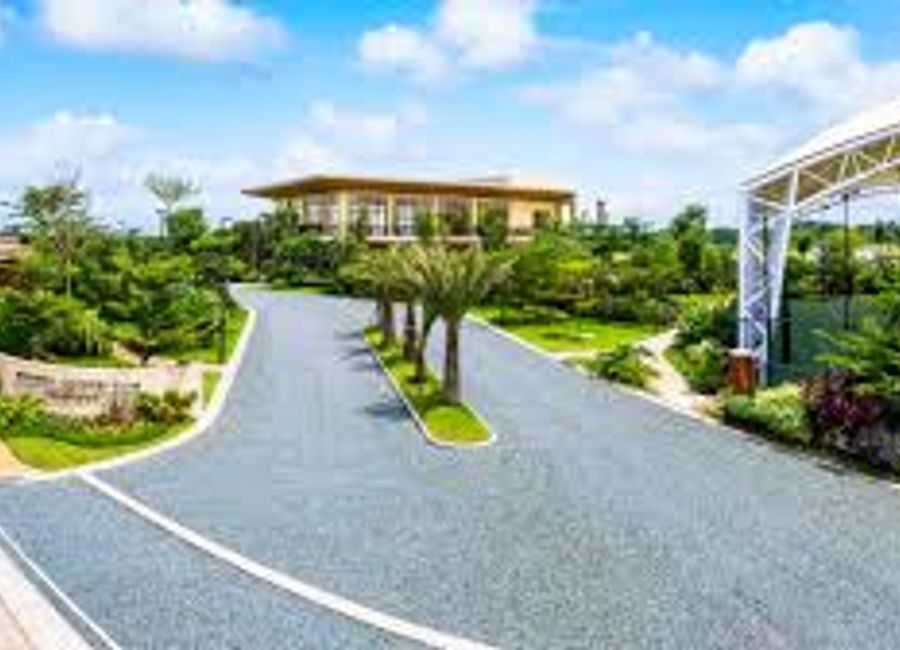 Nuvali Boulevard, Canlubang, Calamba, Laguna image 2