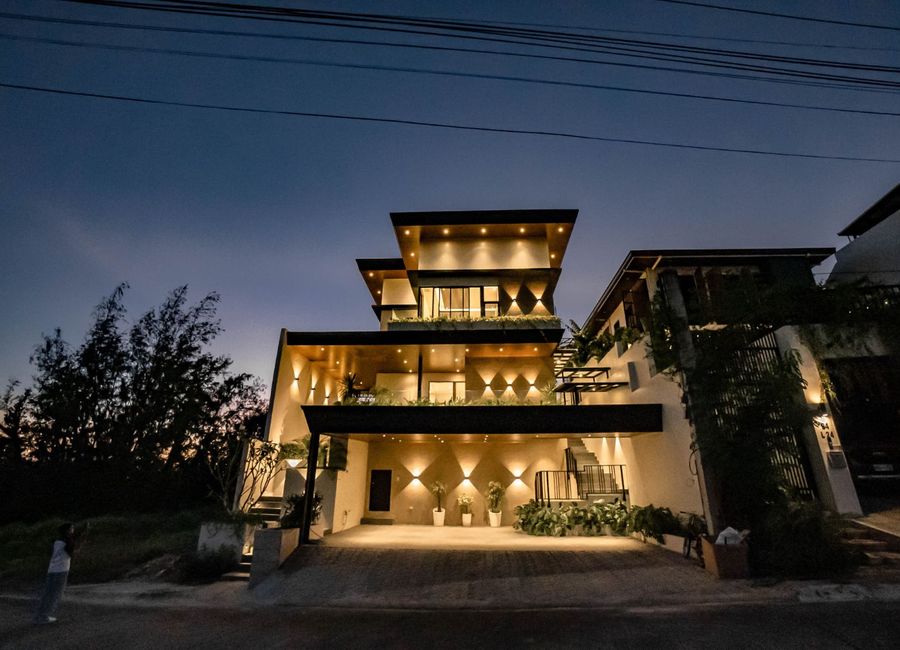 Mont Blanc Street, South Peak, San Antonio, San Pedro, Laguna image 2