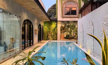 Fully Furnish Rumah mewah kolam renang super cantik