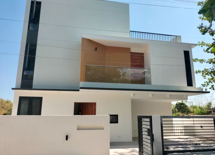 Red Start Avenue, Monteverde Royale 3, Muzon, Taytay, Rizal image 2