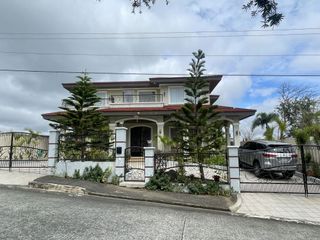 5BR 720sqm | Splendido Golf & Country Club Tagaytay | With Fireplace | ₱85M Gross