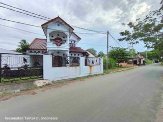 Rumah Mewah 2 Lantai Luas 300 Meter Dekat Tol Serang Barat