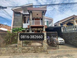 Dijual Rumah tipe 300m2 + Kolam Renang di Kambang Iwak Palembang