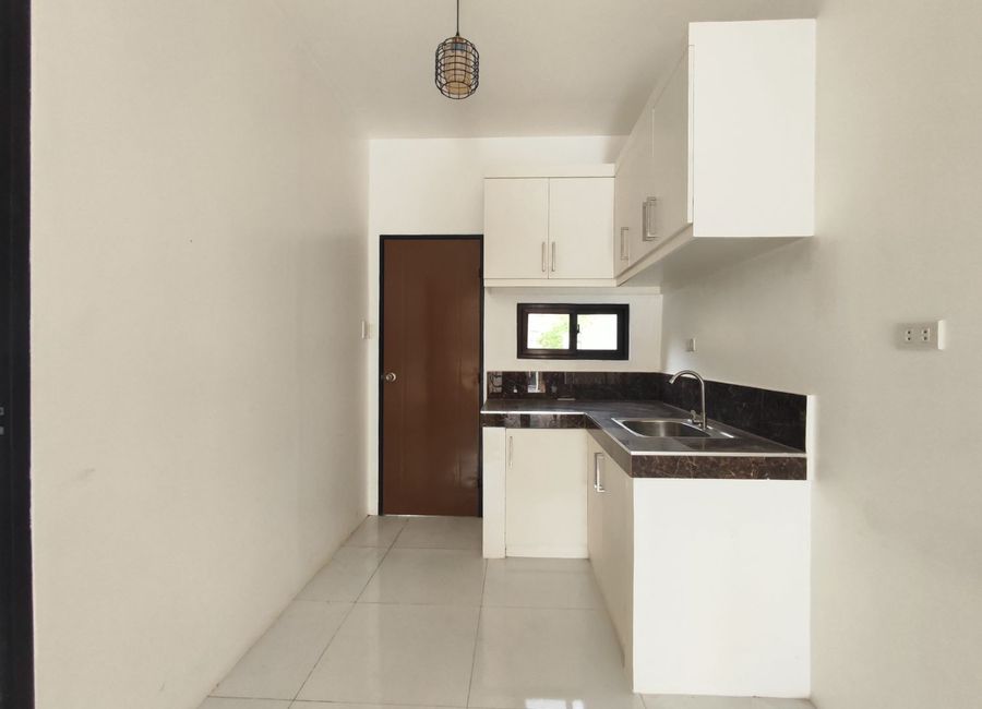Village East Avenue, Village East Executive Homes, Muntingdilaw, Antipolo, Rizal image 3