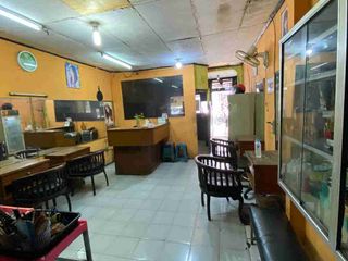 Di jual ruko 1,5 lantai lokasi strategis di jalan kramat sentiong kramat senen jakarta pusat