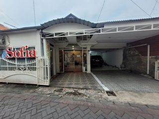 Rumah Strategis dan Murah di Kawasan Wiyung dekat dengan Pakuwon Mall Surabaya