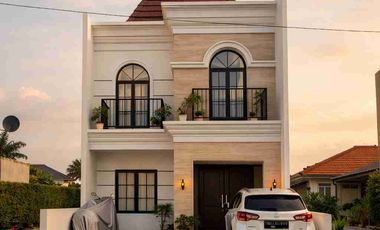 American Modern Villa dengan Panorama Pegunungan Eksklusif di Merjosari