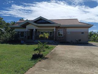 Brand new title 3 bedrooms 2 toilet and bath house in Lourdes Panglao Bohol