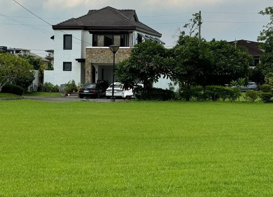 Greenfield Parkway, Zapote, Biñan, Laguna image 3
