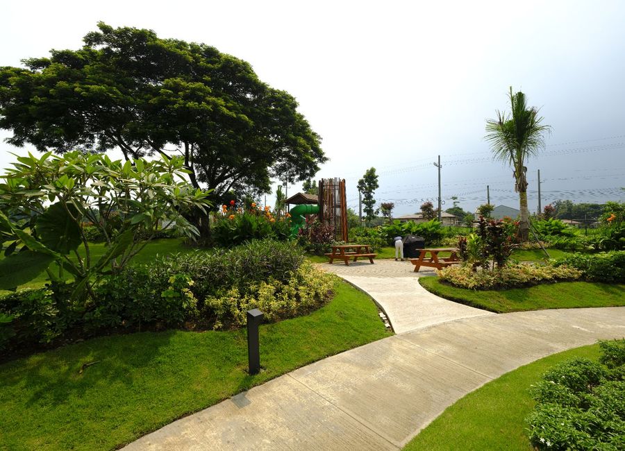Rockwell Carmelray Drive, Rockwell South at Carmelray, Canlubang, Calamba, Laguna image 3