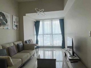 3BR 89SQM in Uptown BGC for Sale