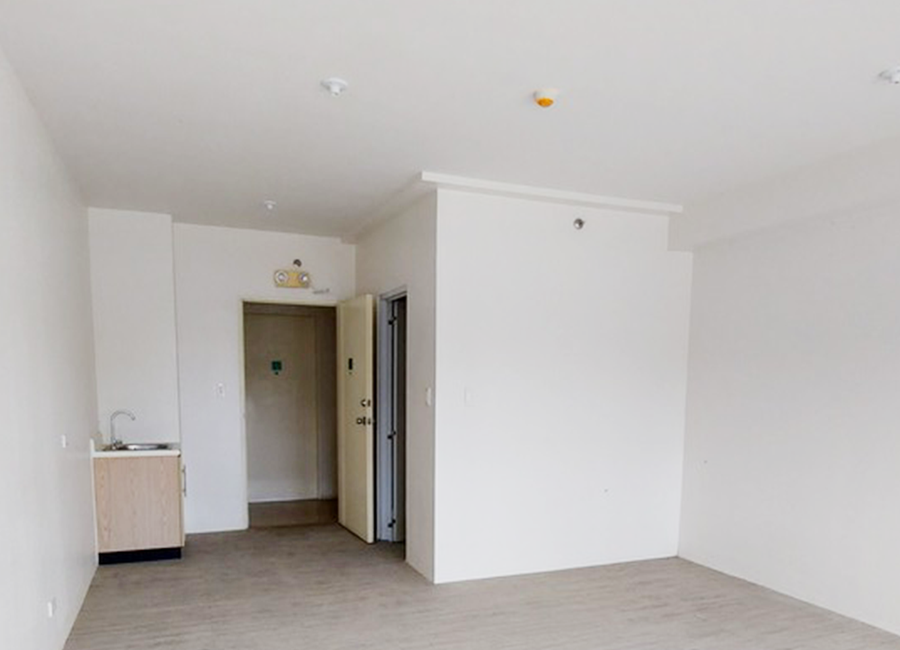 Evoliving Parkway, Canlubang, Calamba, Laguna image 2
