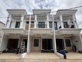 Hunian Modern Luxury Classic 2 Lantai Dekat LRT Harjamukti Cimanggis, Bekasi